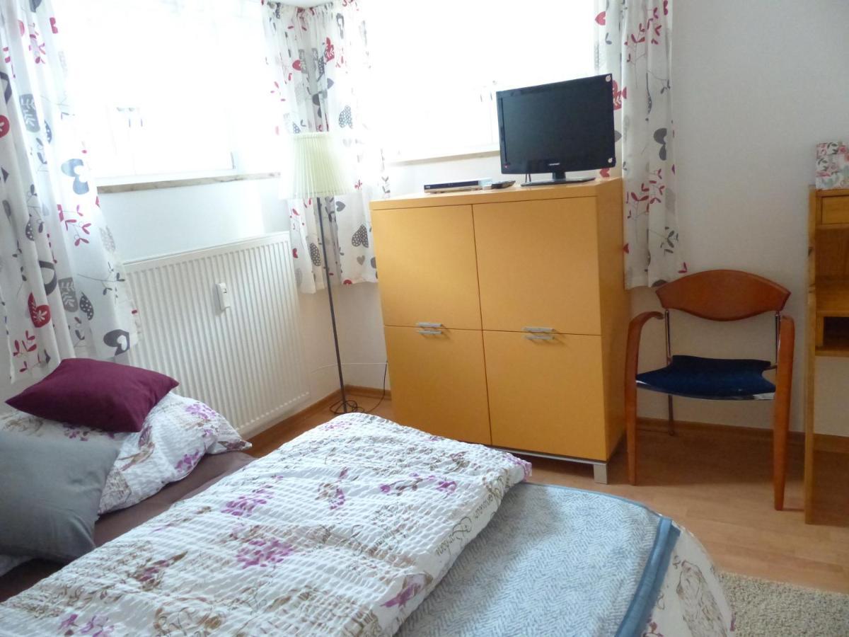 Ferienwohnung Ehemalige Rosengärtnerei Randersacker Exterior foto